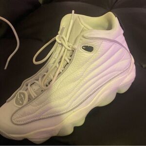Jordan shoes white 13s